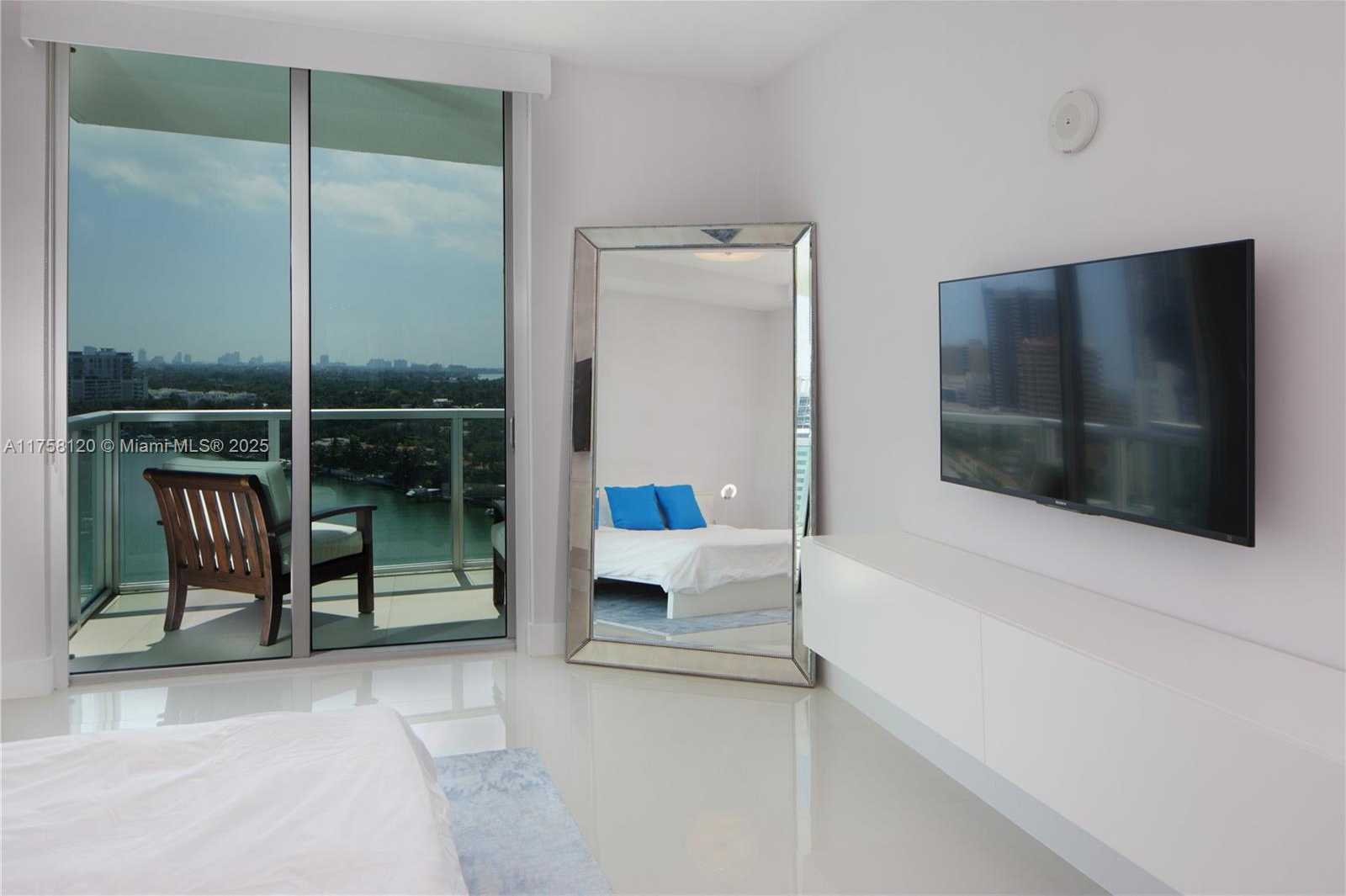 Small Image of 6700 INDIAN CREEK DR #PH5, Miami Beach Number 16