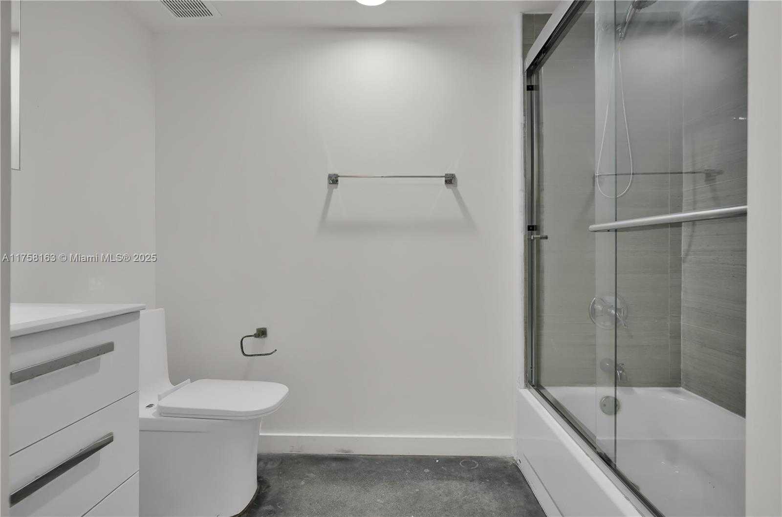 Small Image of 4332 COLLINS AVE #203, Miami Beach Number 13