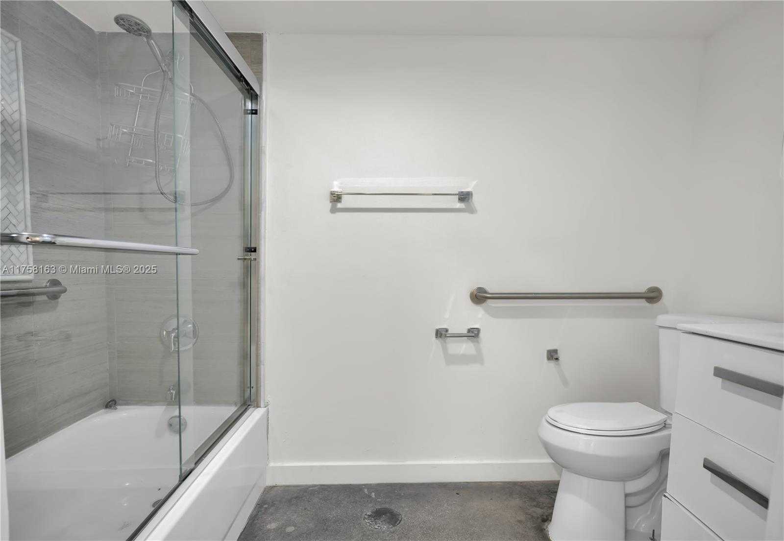 Small Image of 4332 COLLINS AVE #203, Miami Beach Number 19