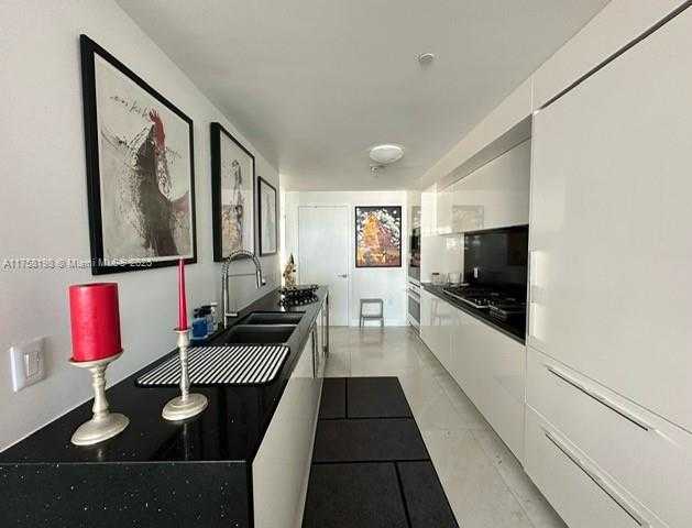Small Image of 1 COLLINS AVE #602, Miami Beach Number 10