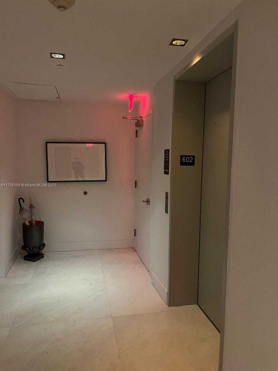 Small Image of 1 COLLINS AVE #602, Miami Beach Number 7