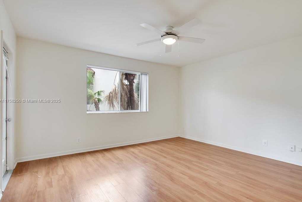 Small Image of 3605 NORTH EAST 207TH ST #2214, Aventura Number 20