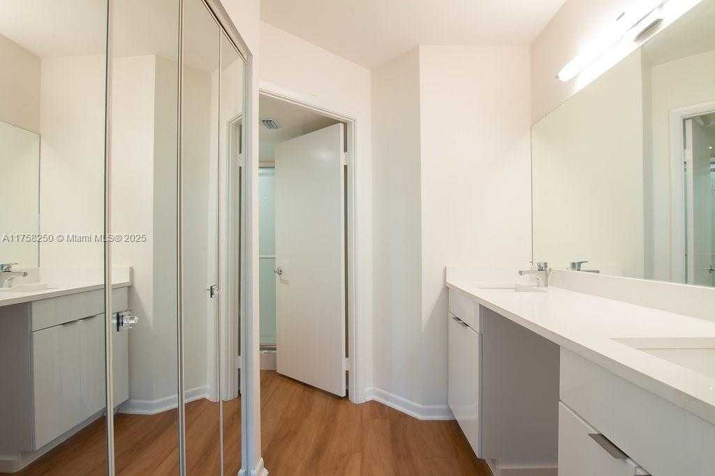 Small Image of 3605 NORTH EAST 207TH ST #2214, Aventura Number 22