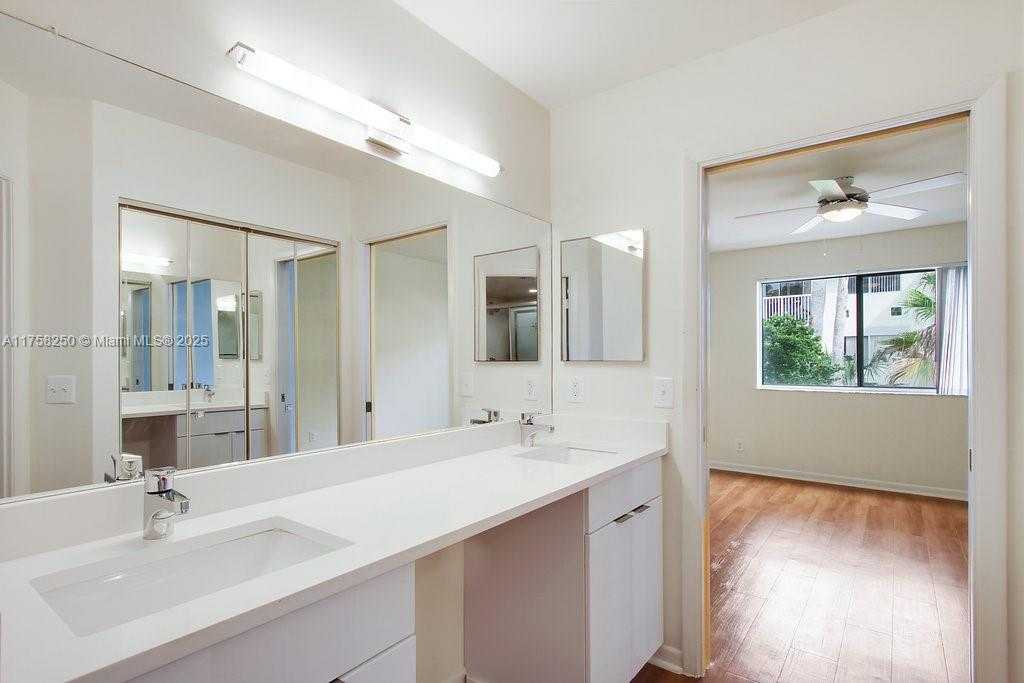 Small Image of 3605 NORTH EAST 207TH ST #2214, Aventura Number 25