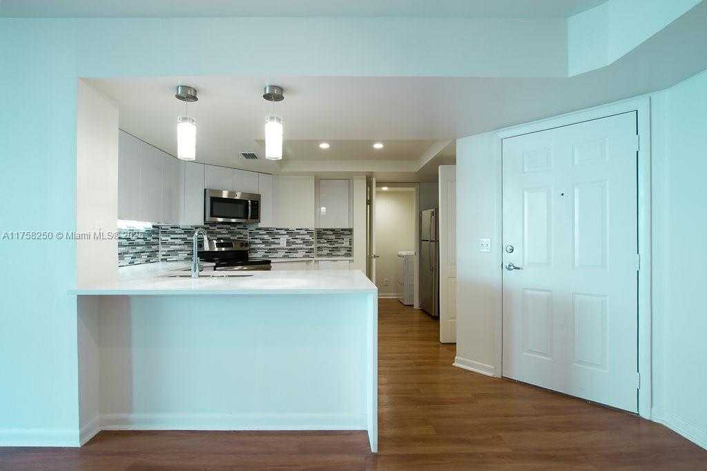 Small Image of 3605 NORTH EAST 207TH ST #2214, Aventura Number 5