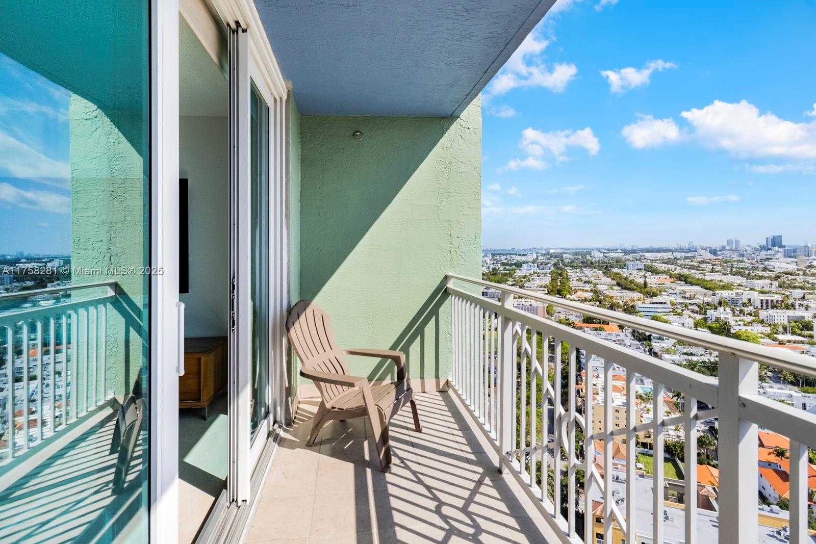 Small Image of 90 ALTON RD #2907, Miami Beach Number 12