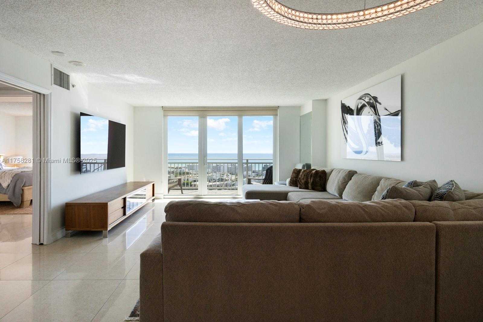 Small Image of 90 ALTON RD #2907, Miami Beach Number 16
