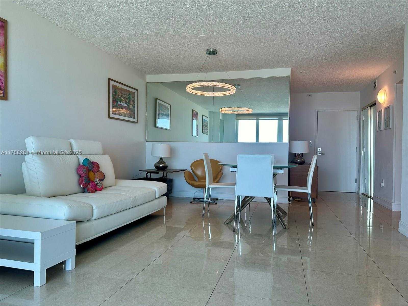 Small Image of 90 ALTON RD #2907, Miami Beach Number 2