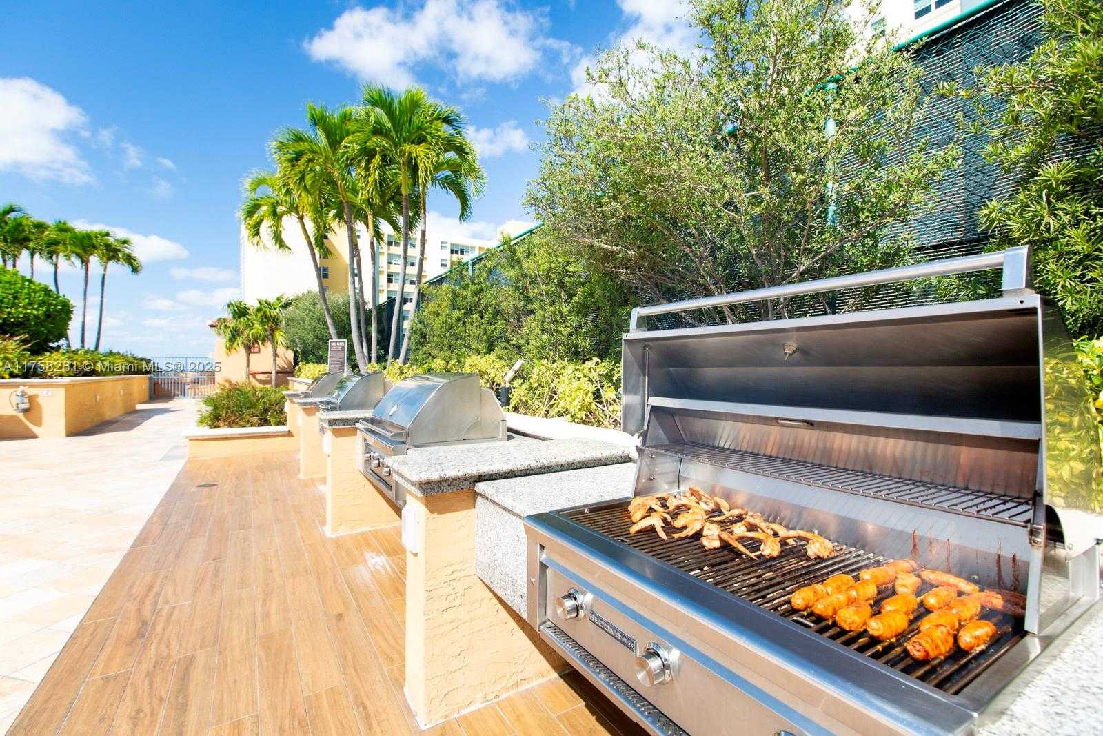 Small Image of 90 ALTON RD #2907, Miami Beach Number 21