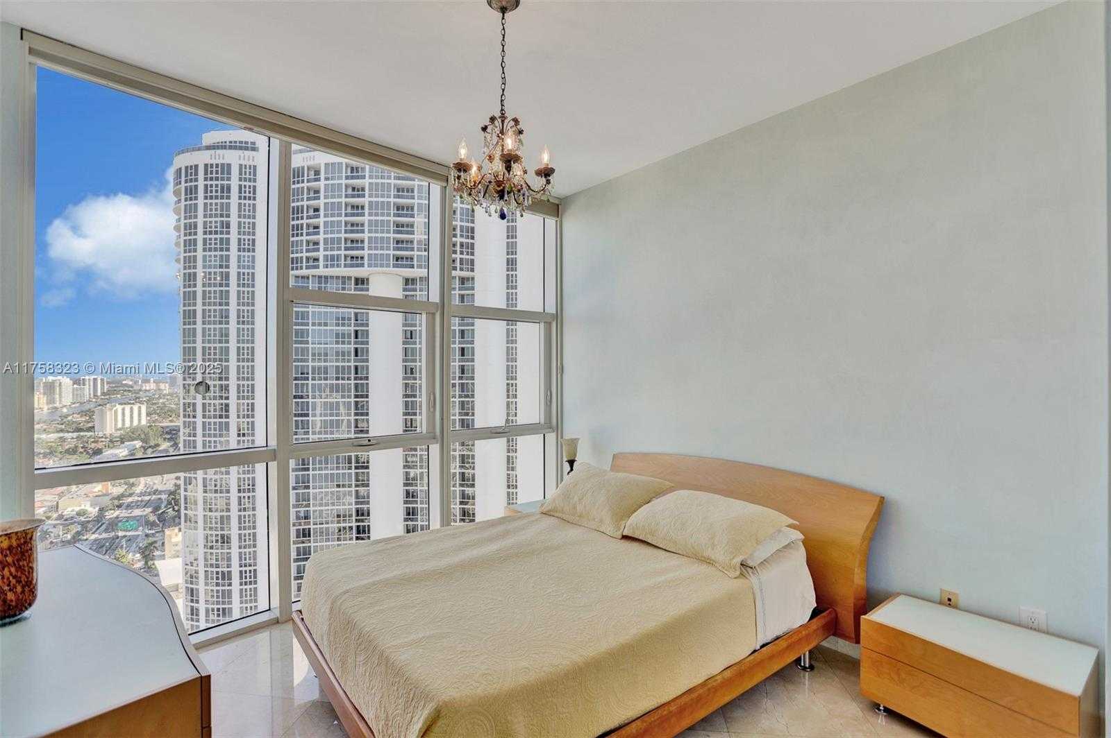 Small Image of 18101 COLLINS AVE #4501, Sunny Isles Beach Number 21