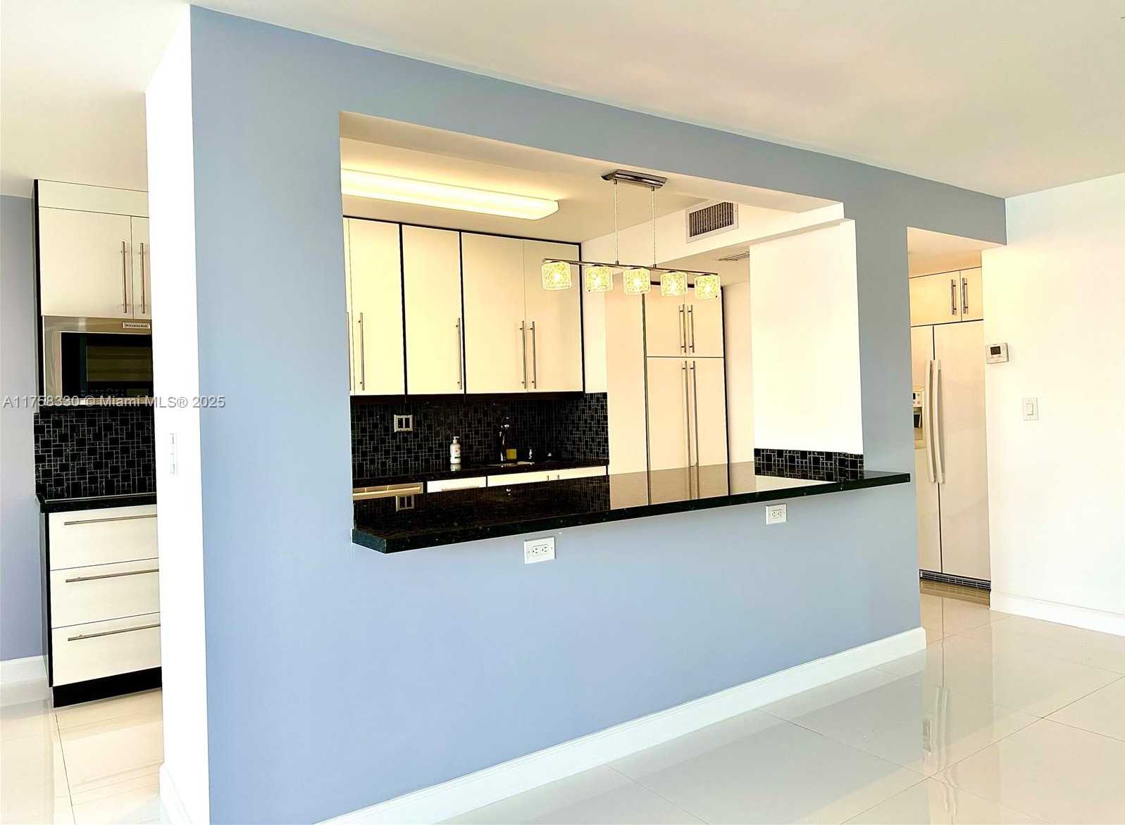 Small Image of 251 174TH ST #501, Sunny Isles Beach Number 12