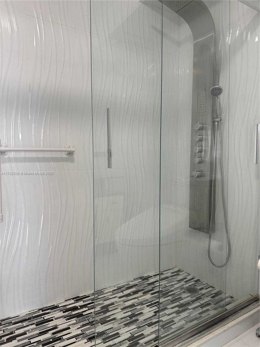Small Image of 251 174TH ST #501, Sunny Isles Beach Number 37