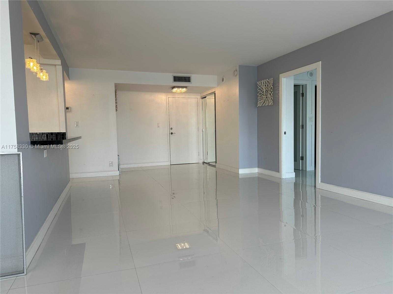 Small Image of 251 174TH ST #501, Sunny Isles Beach Number 4