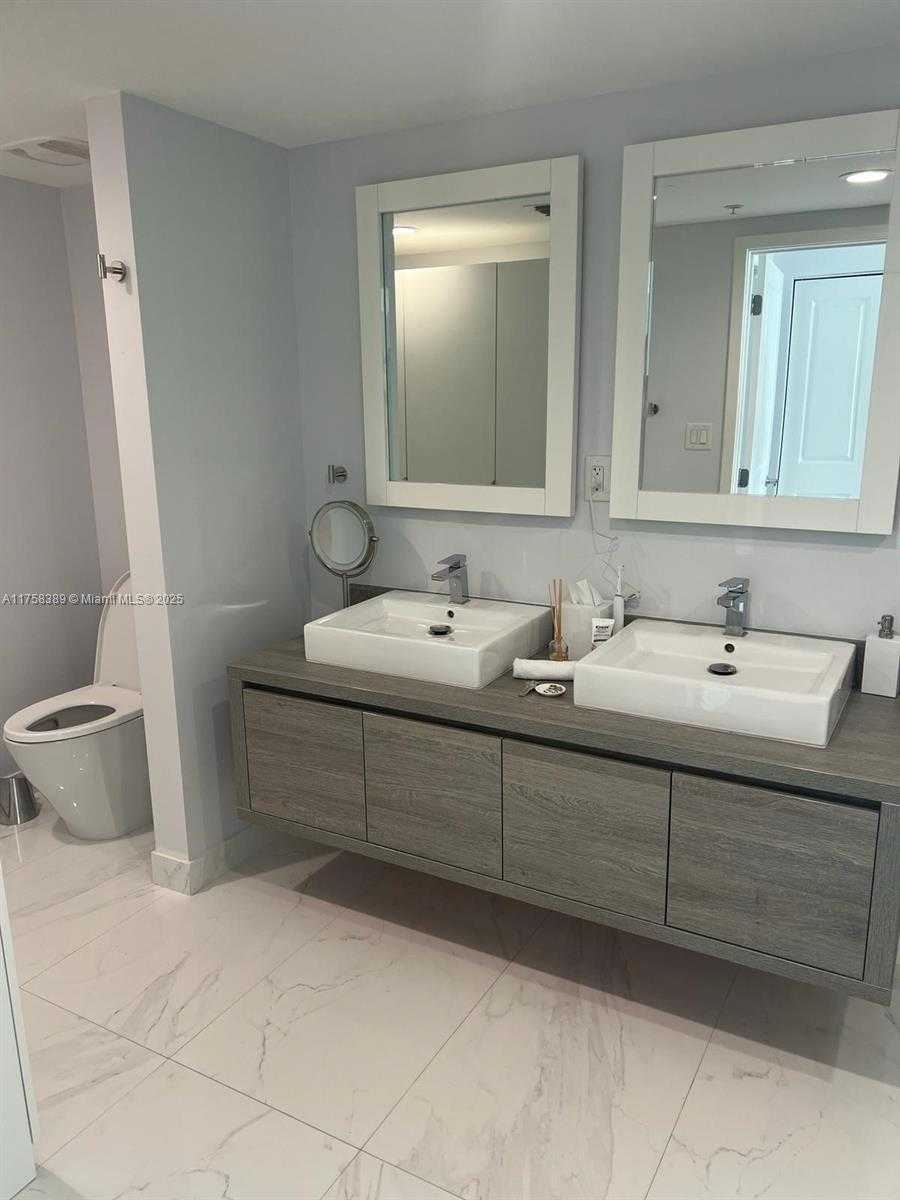 Small Image of 400 SUNNY ISLES BLVD #117, Sunny Isles Beach Number 14