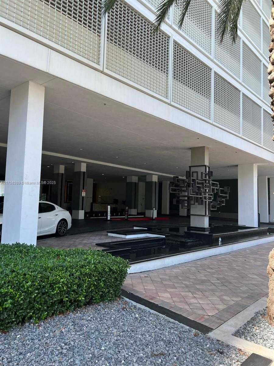 Small Image of 400 SUNNY ISLES BLVD #117, Sunny Isles Beach Number 2