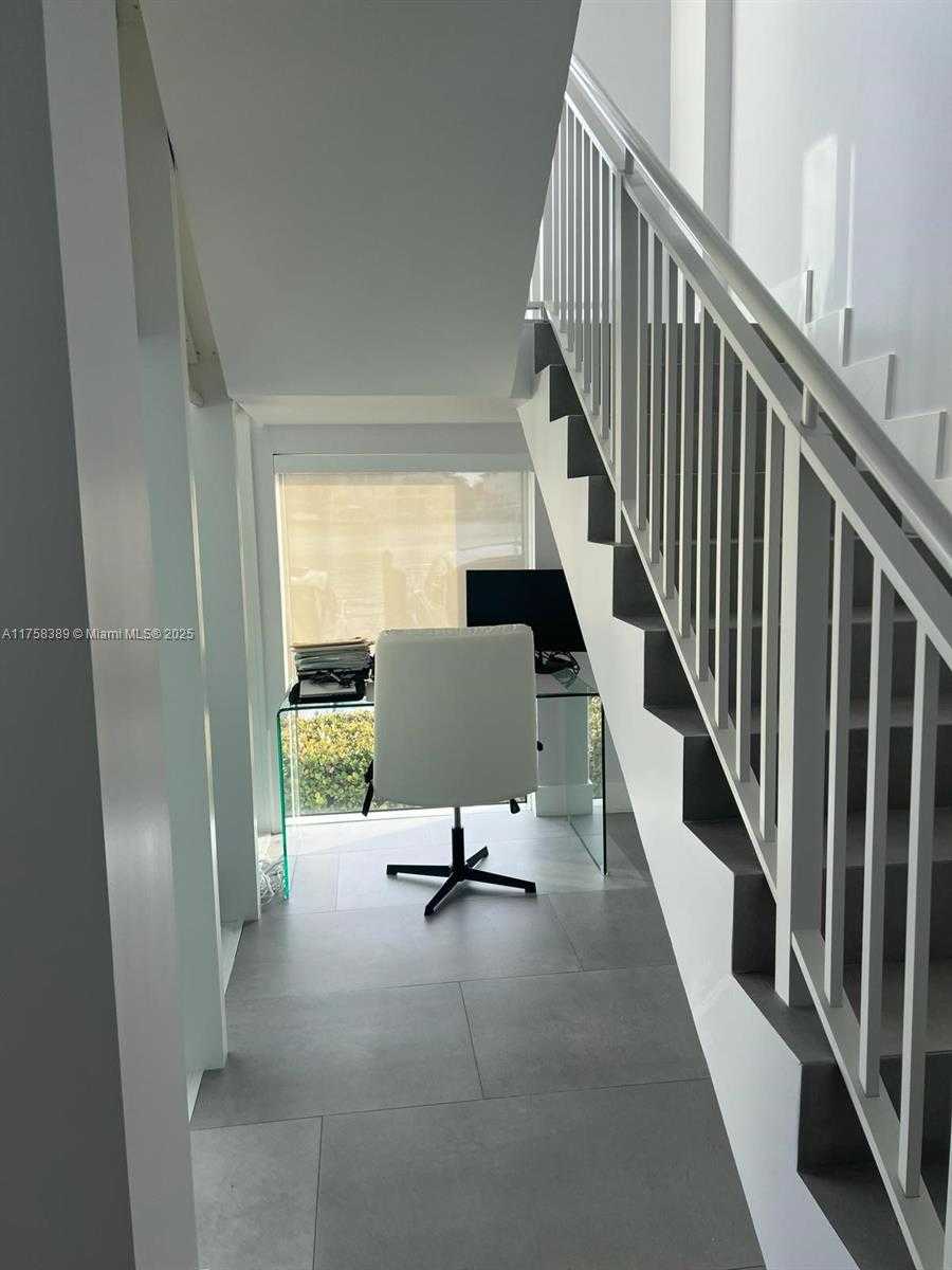 Small Image of 400 SUNNY ISLES BLVD #117, Sunny Isles Beach Number 6