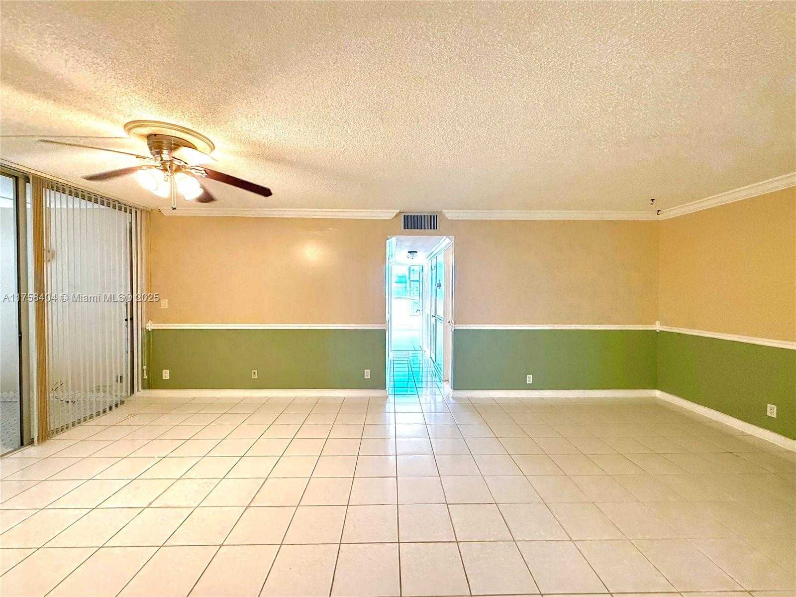 Small Image of 920 NORTH EAST 199TH ST #4J, Miami Number 2