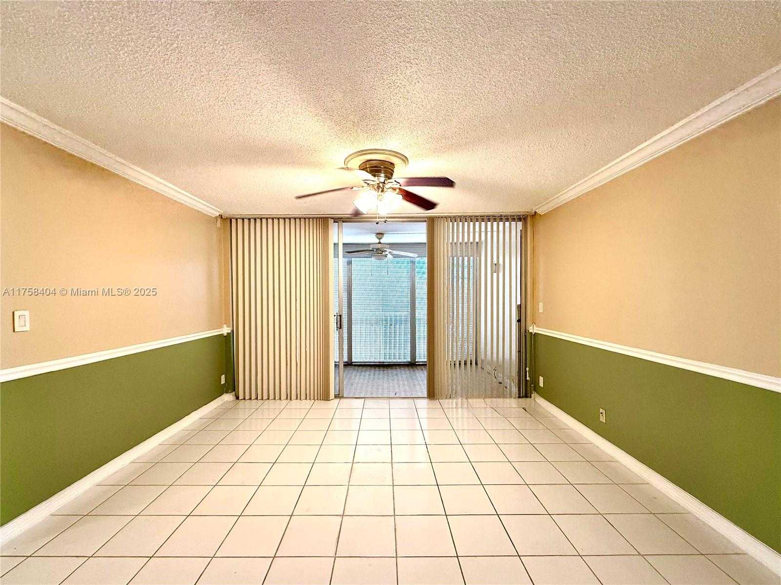 Small Image of 920 NORTH EAST 199TH ST #4J, Miami Number 3