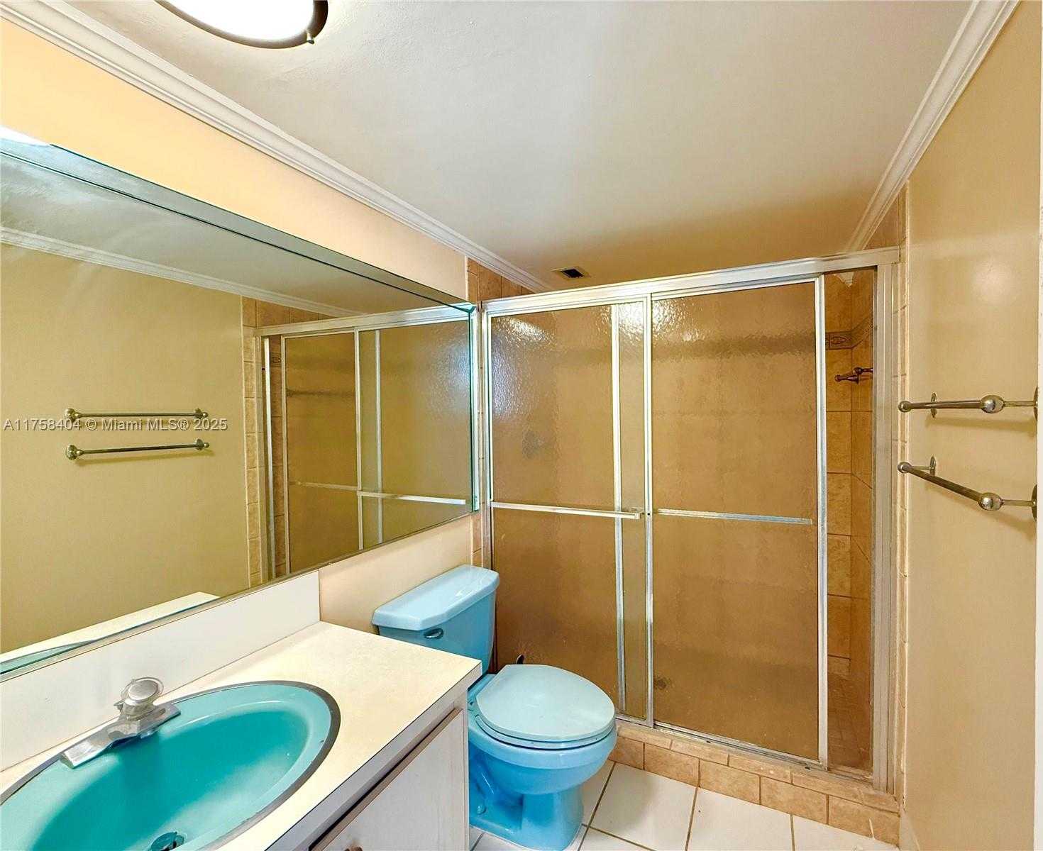 Small Image of 920 NORTH EAST 199TH ST #4J, Miami Number 8