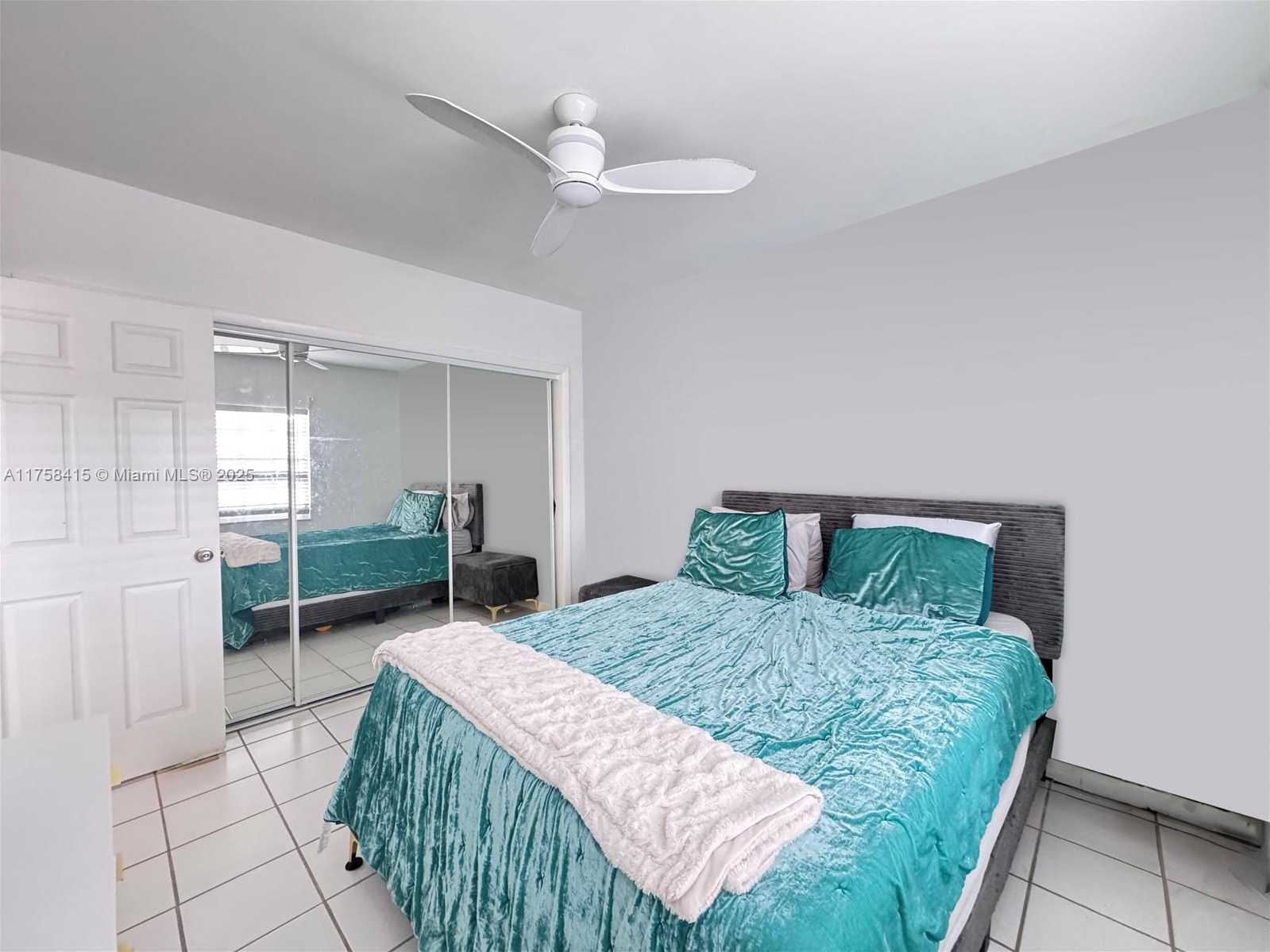 Small Image of 1611 WEST AVE #15, Miami Beach Number 17