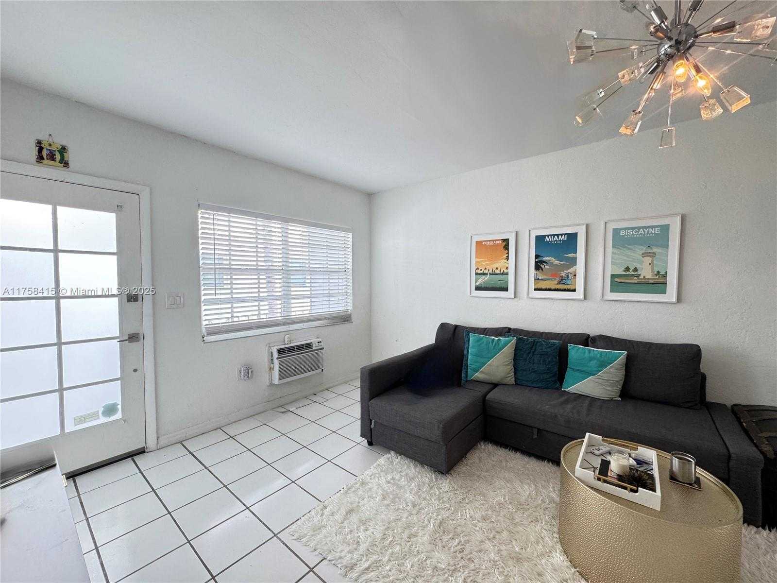 Small Image of 1611 WEST AVE #15, Miami Beach Number 6