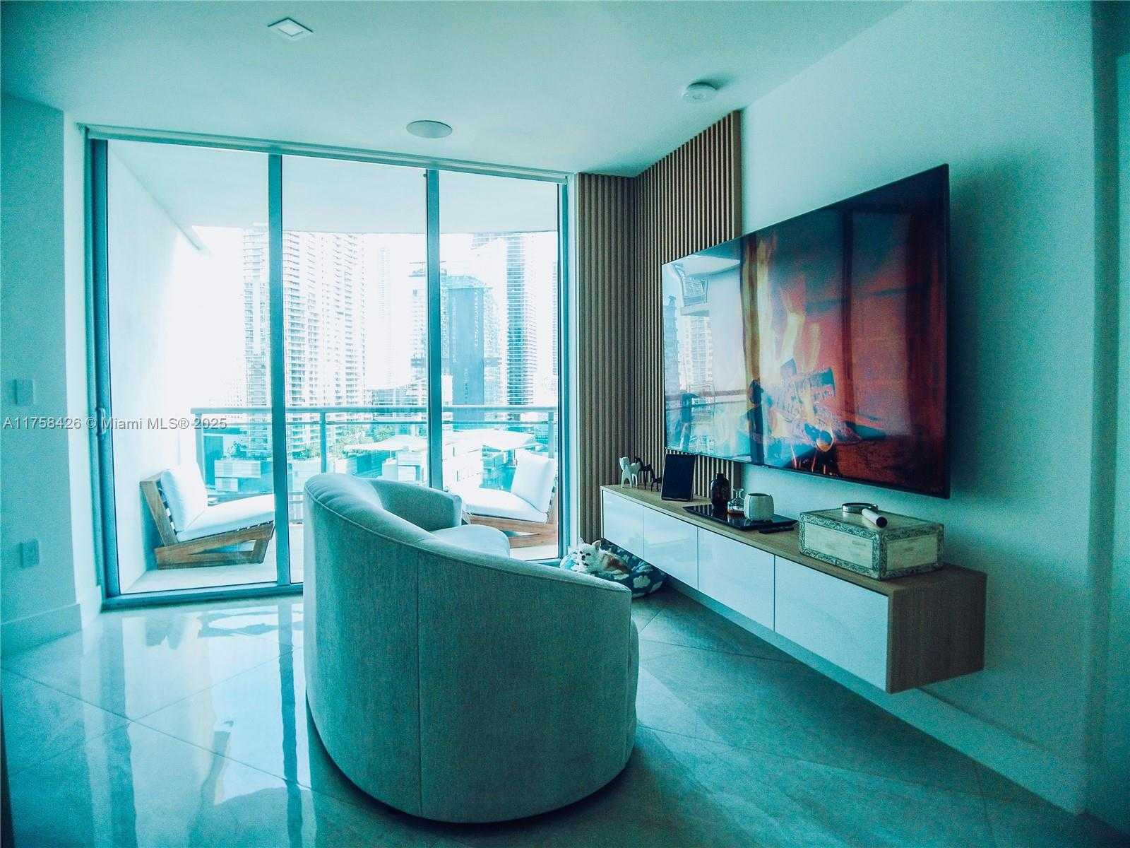 Small Image of 350 SOUTH MIAMI AVE #2314, Miami Number 6