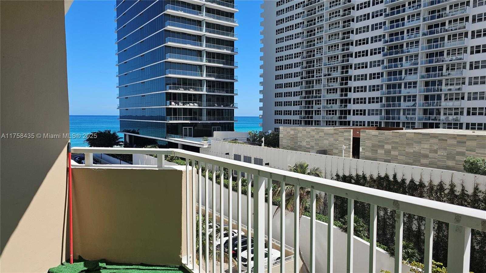 Small Image of 1980 SOUTH OCEAN DR #5L, Hallandale Beach Number 18