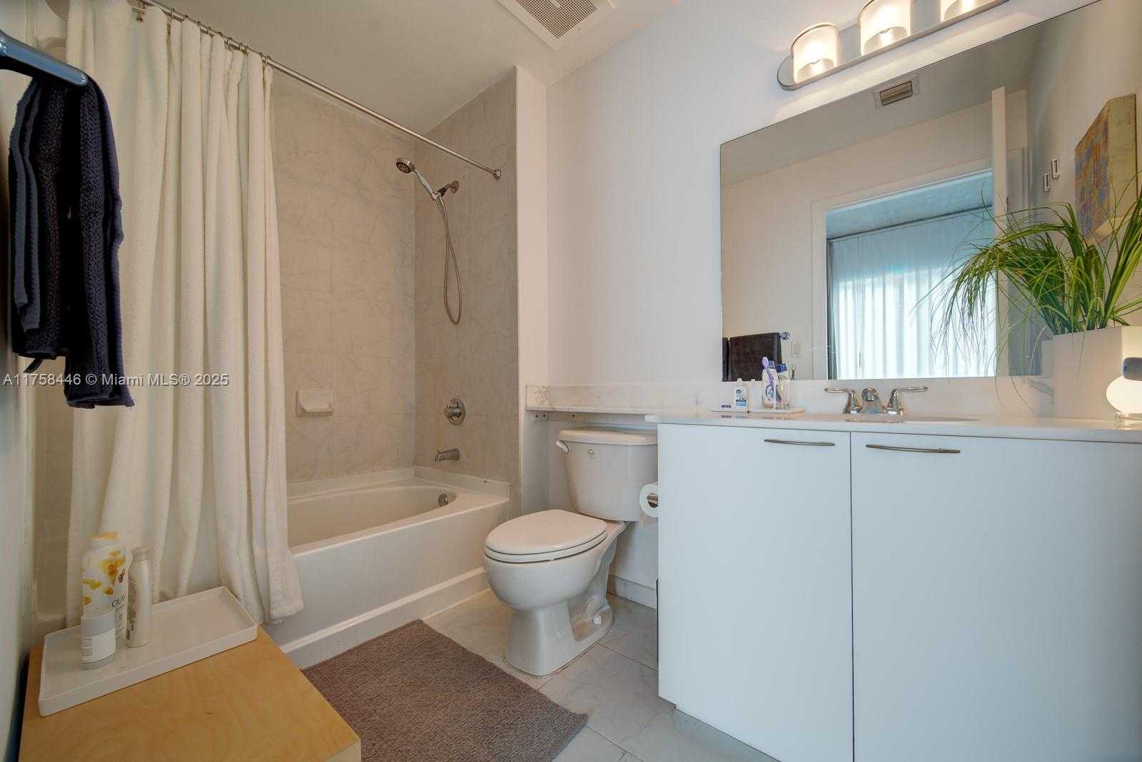 Small Image of 234 NORTH EAST 3RD ST #1004, Miami Number 13