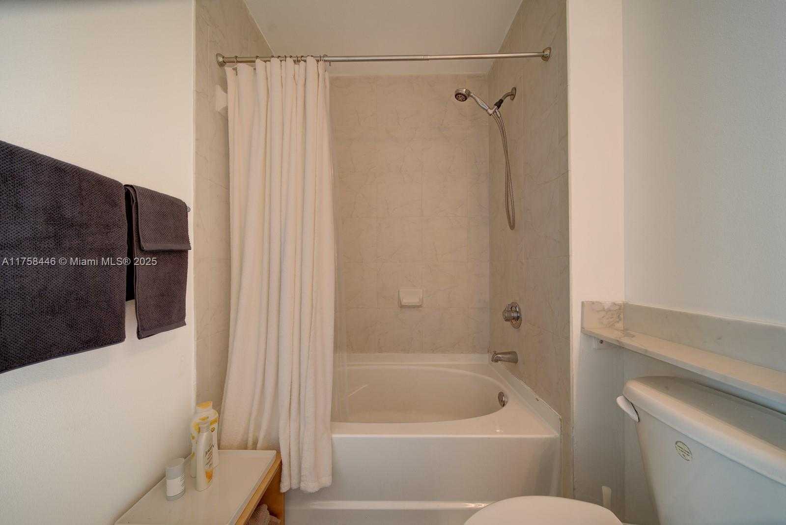 Small Image of 234 NORTH EAST 3RD ST #1004, Miami Number 15