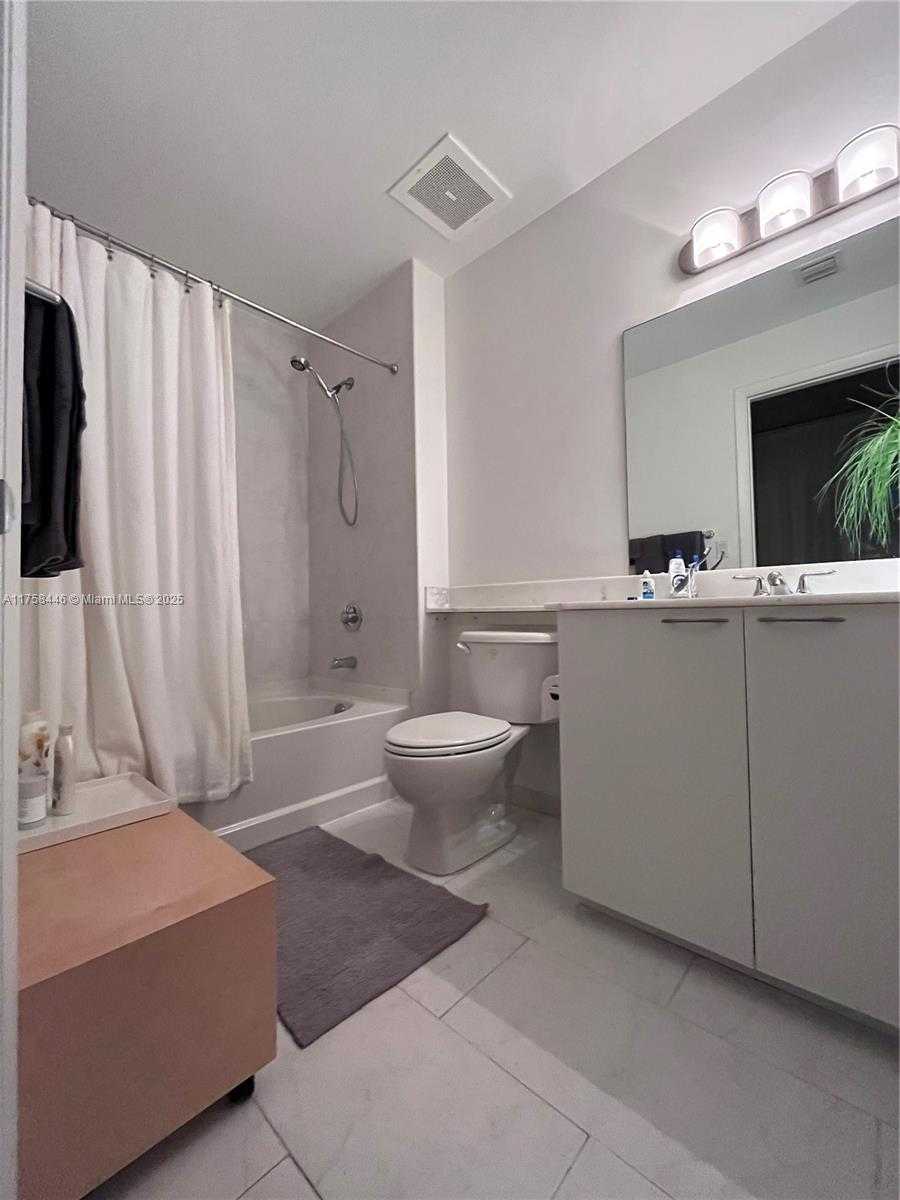 Small Image of 234 NORTH EAST 3RD ST #1004, Miami Number 17