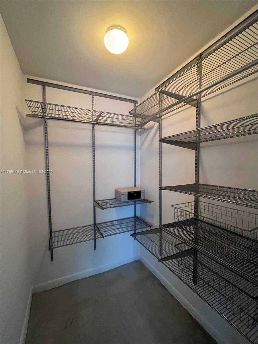 Small Image of 234 NORTH EAST 3RD ST #1004, Miami Number 19