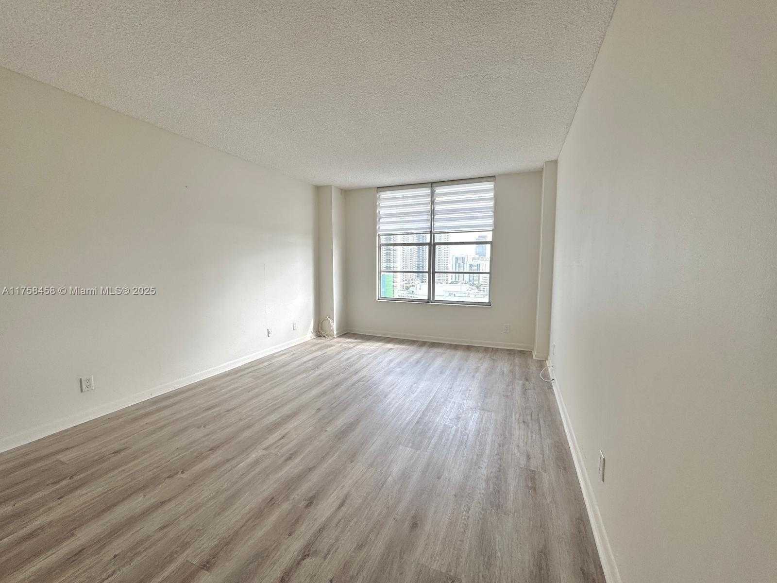 Small Image of 3800 SOUTH OCEAN DR #1707, Hollywood Number 10
