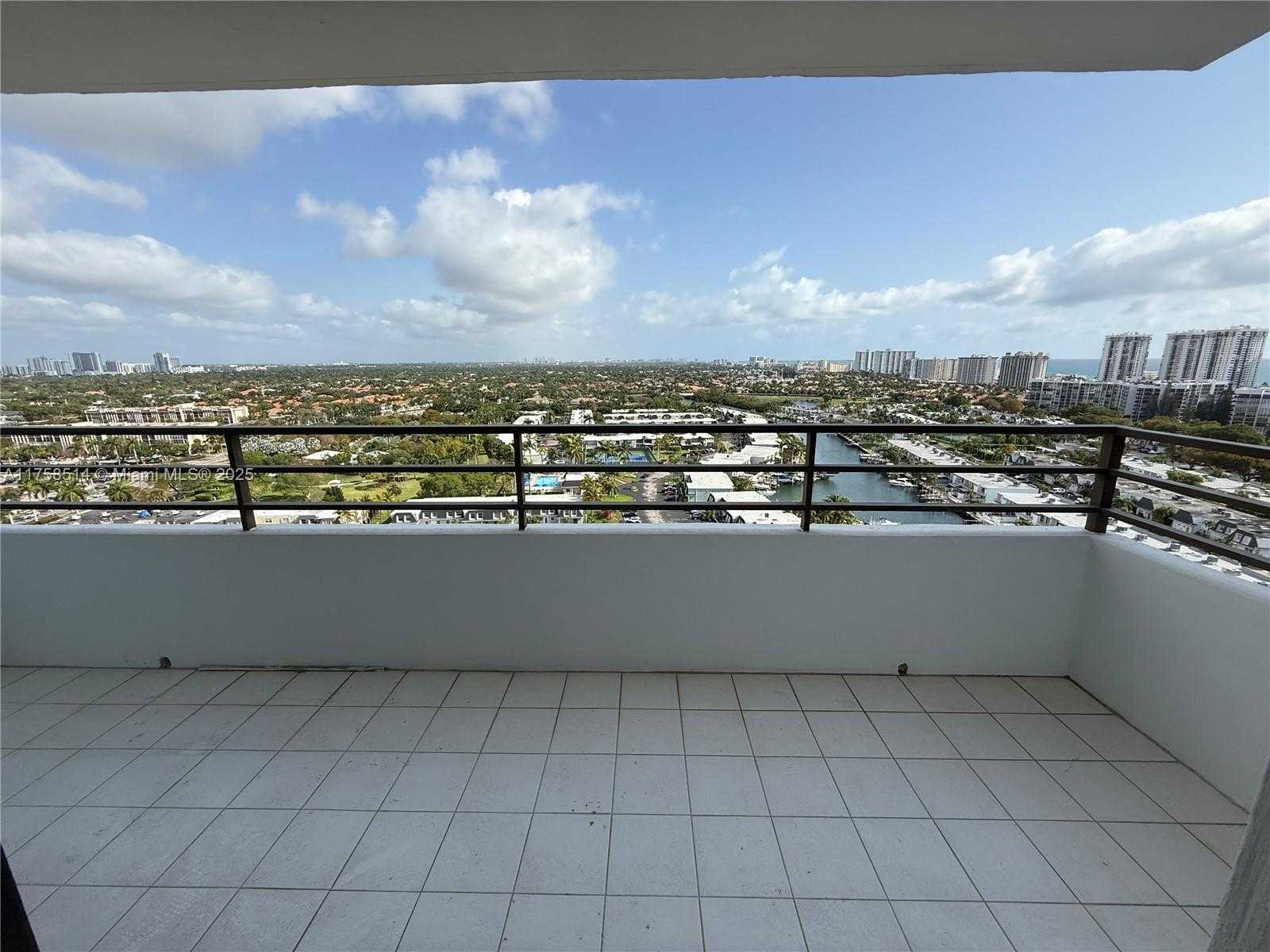 Small Image of 2500 PARKVIEW DR #1909, Hallandale Beach Number 10