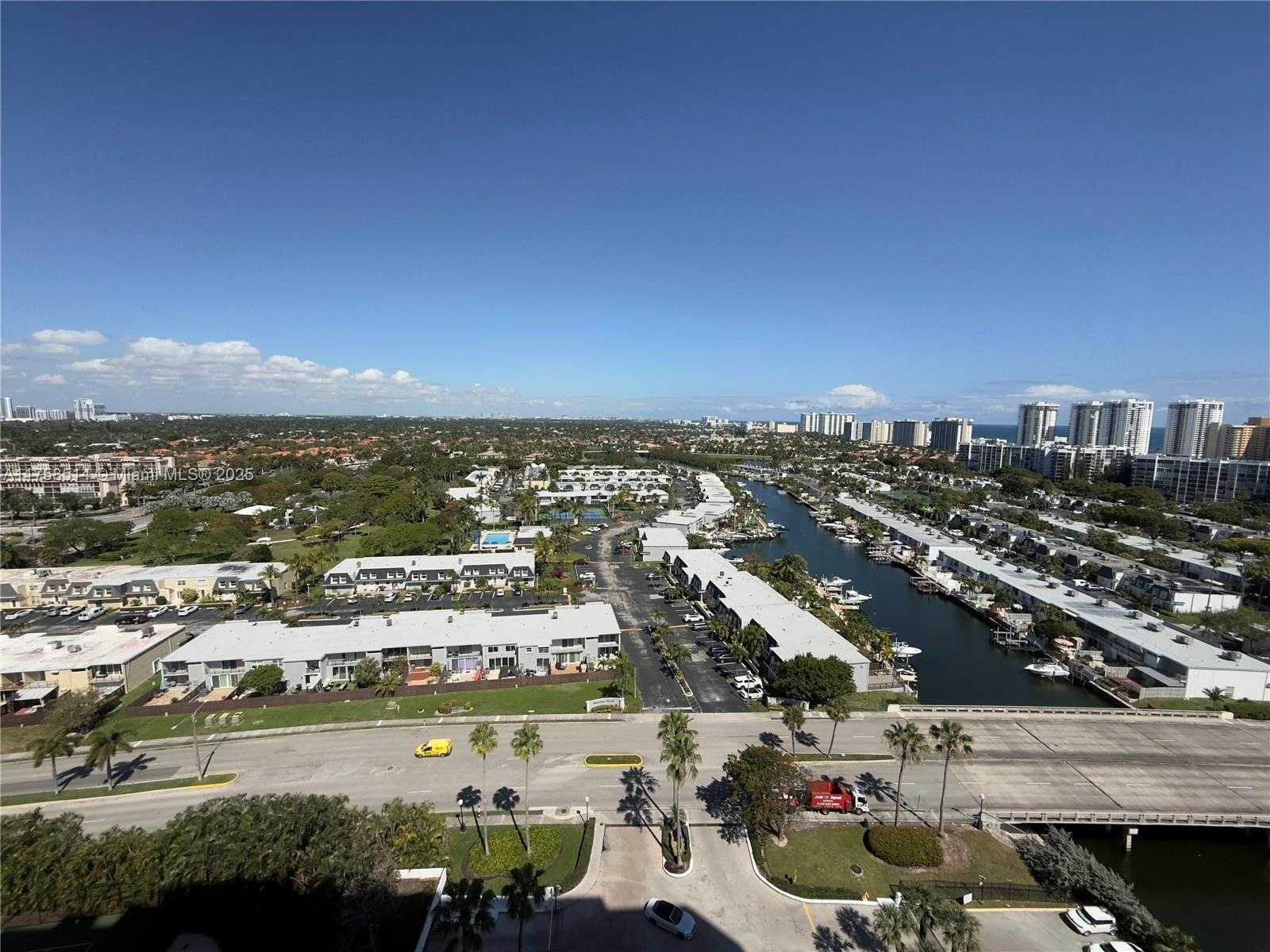 Small Image of 2500 PARKVIEW DR #1909, Hallandale Beach Number 12