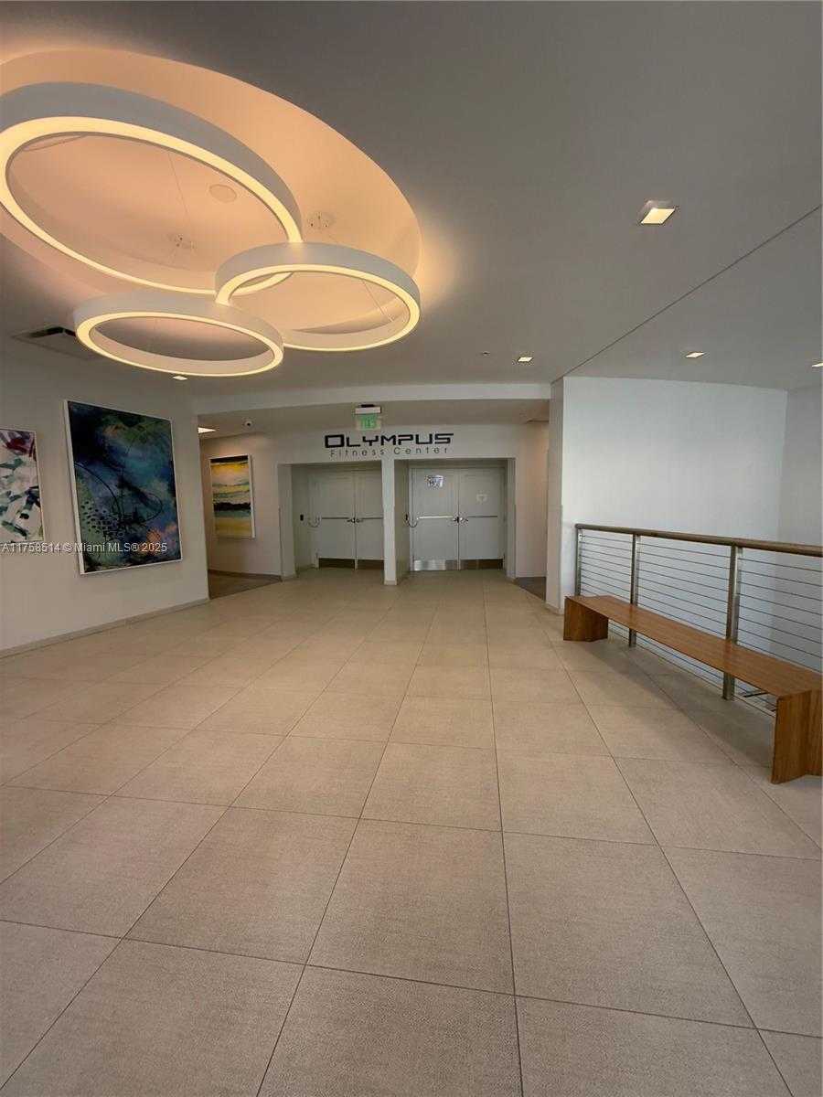 Small Image of 2500 PARKVIEW DR #1909, Hallandale Beach Number 23