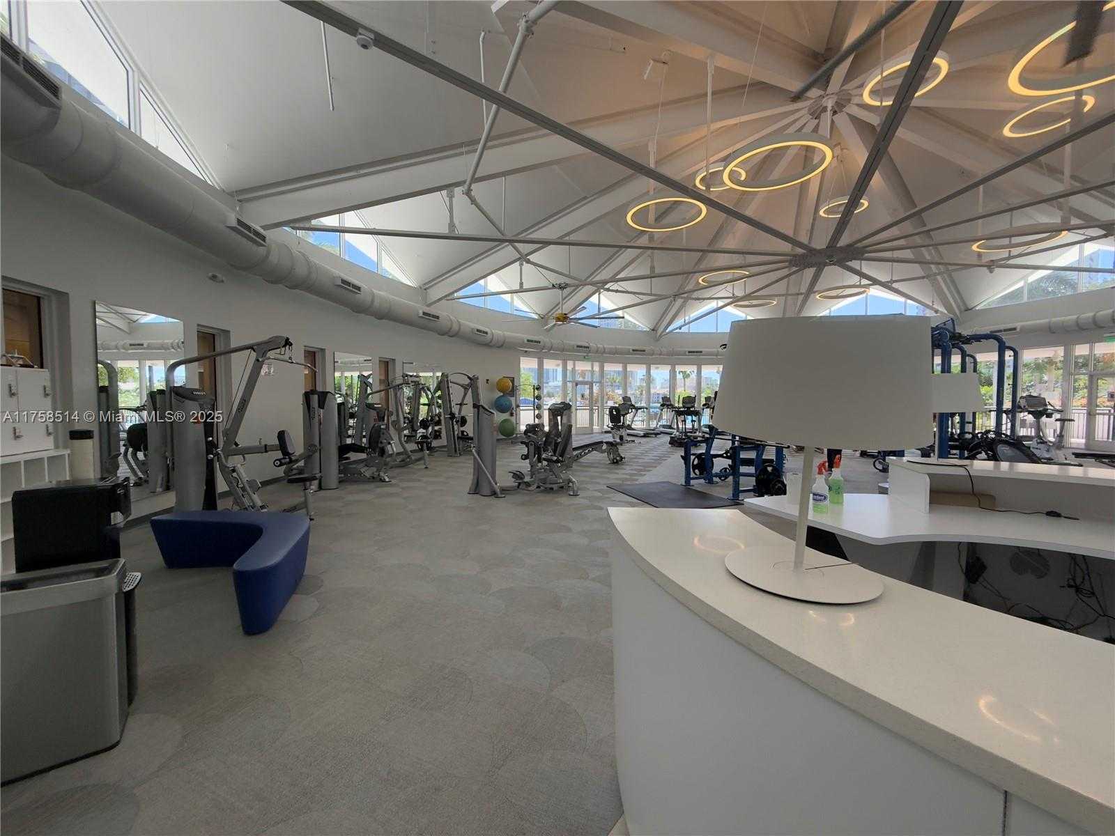 Small Image of 2500 PARKVIEW DR #1909, Hallandale Beach Number 26