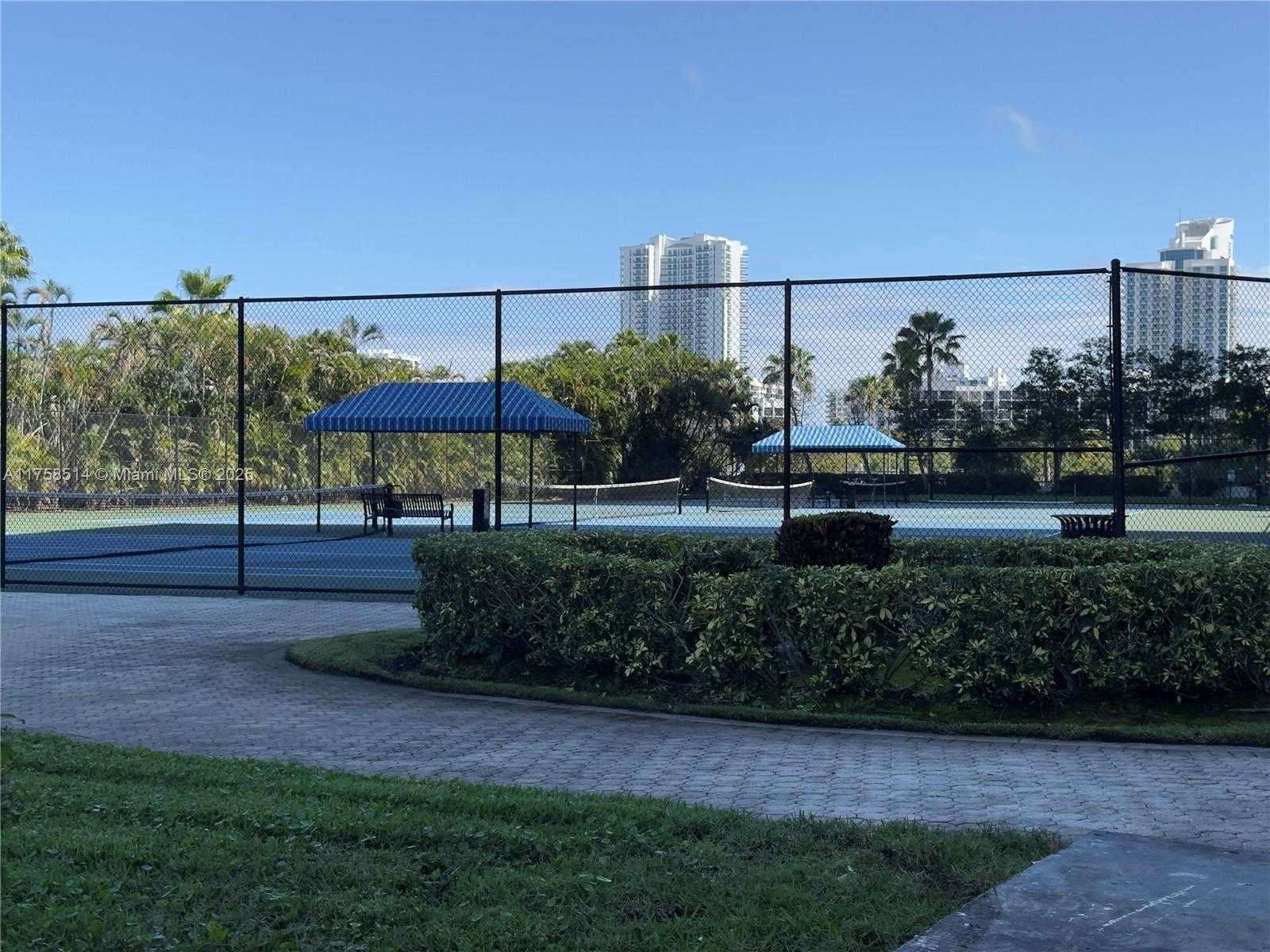 Small Image of 2500 PARKVIEW DR #1909, Hallandale Beach Number 34