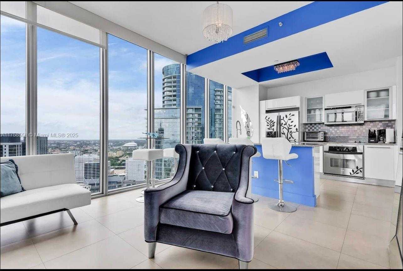 Small Image of 888 BISCAYNE BLVD #4701, Miami Number 10