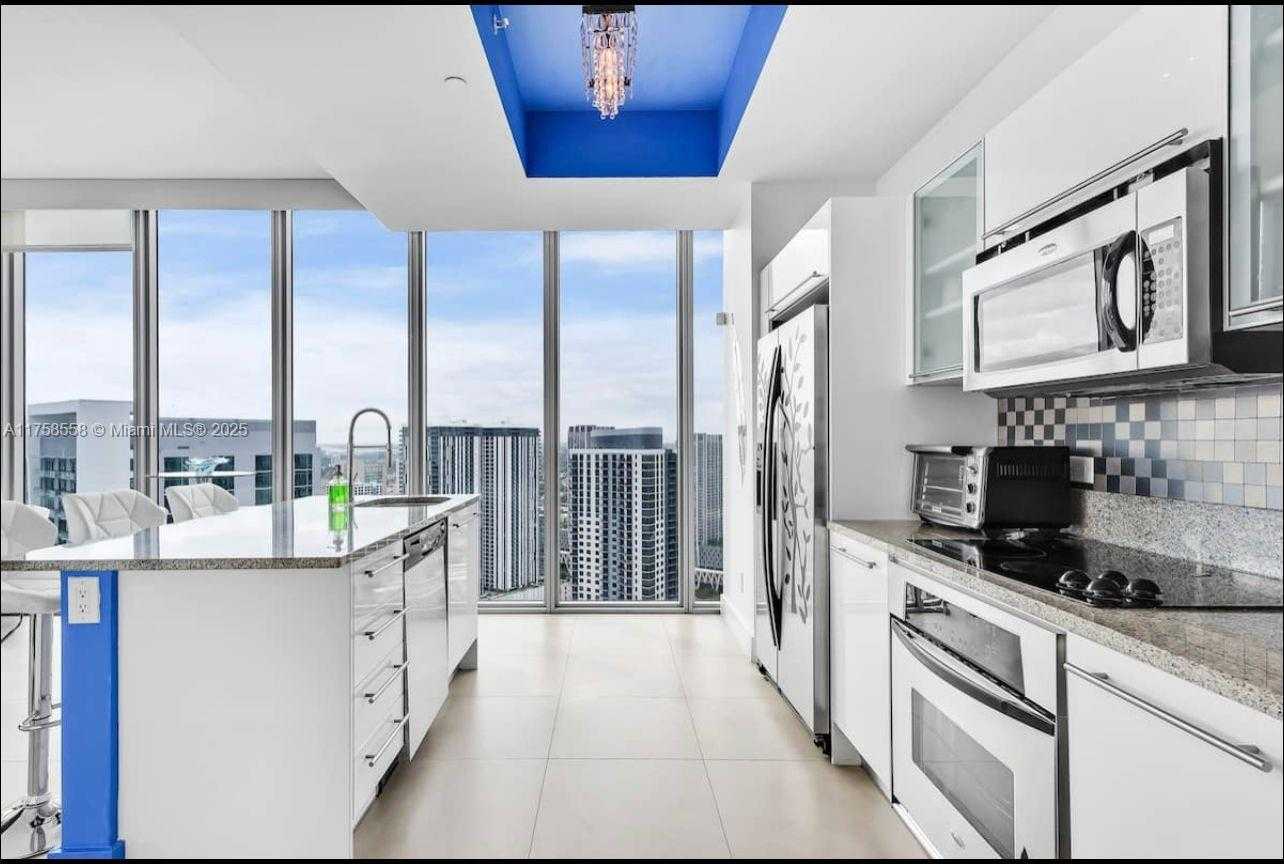 Small Image of 888 BISCAYNE BLVD #4701, Miami Number 15