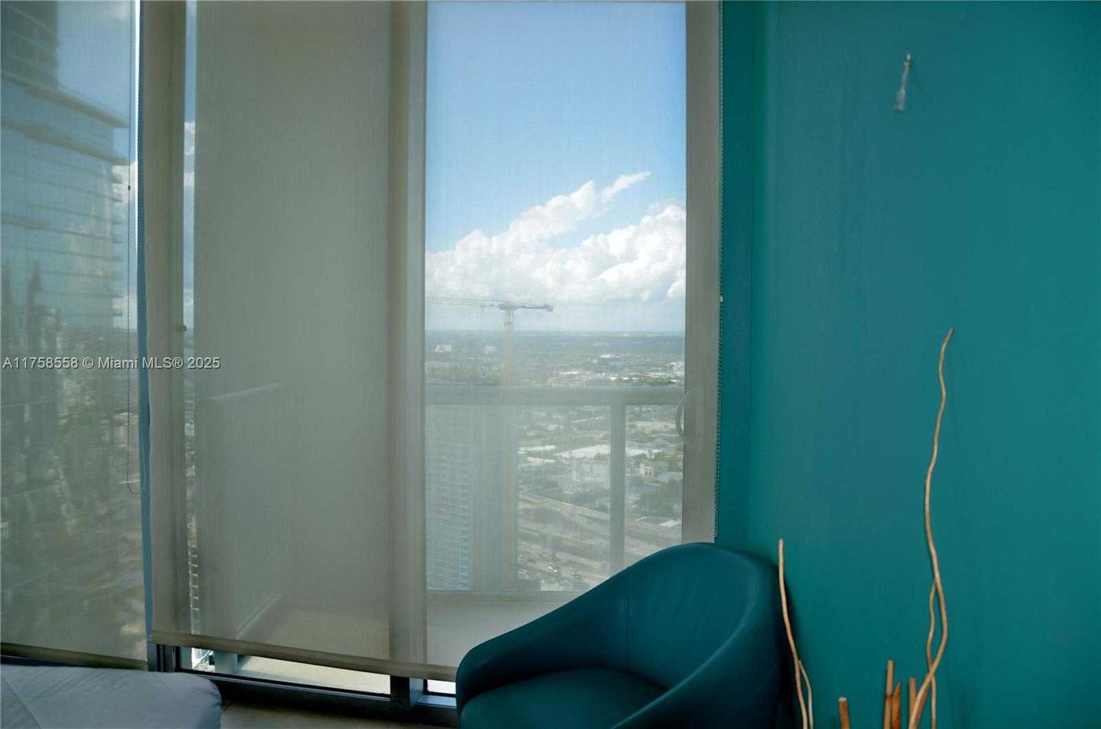 Small Image of 888 BISCAYNE BLVD #4701, Miami Number 30
