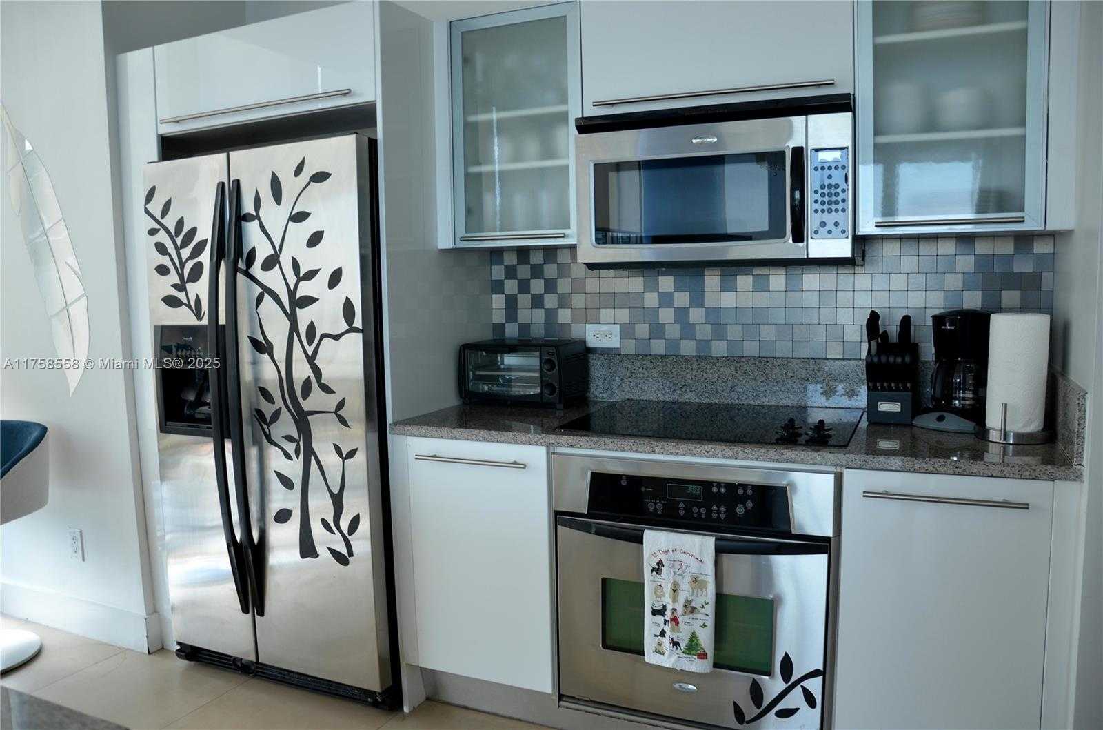 Small Image of 888 BISCAYNE BLVD #4701, Miami Number 33