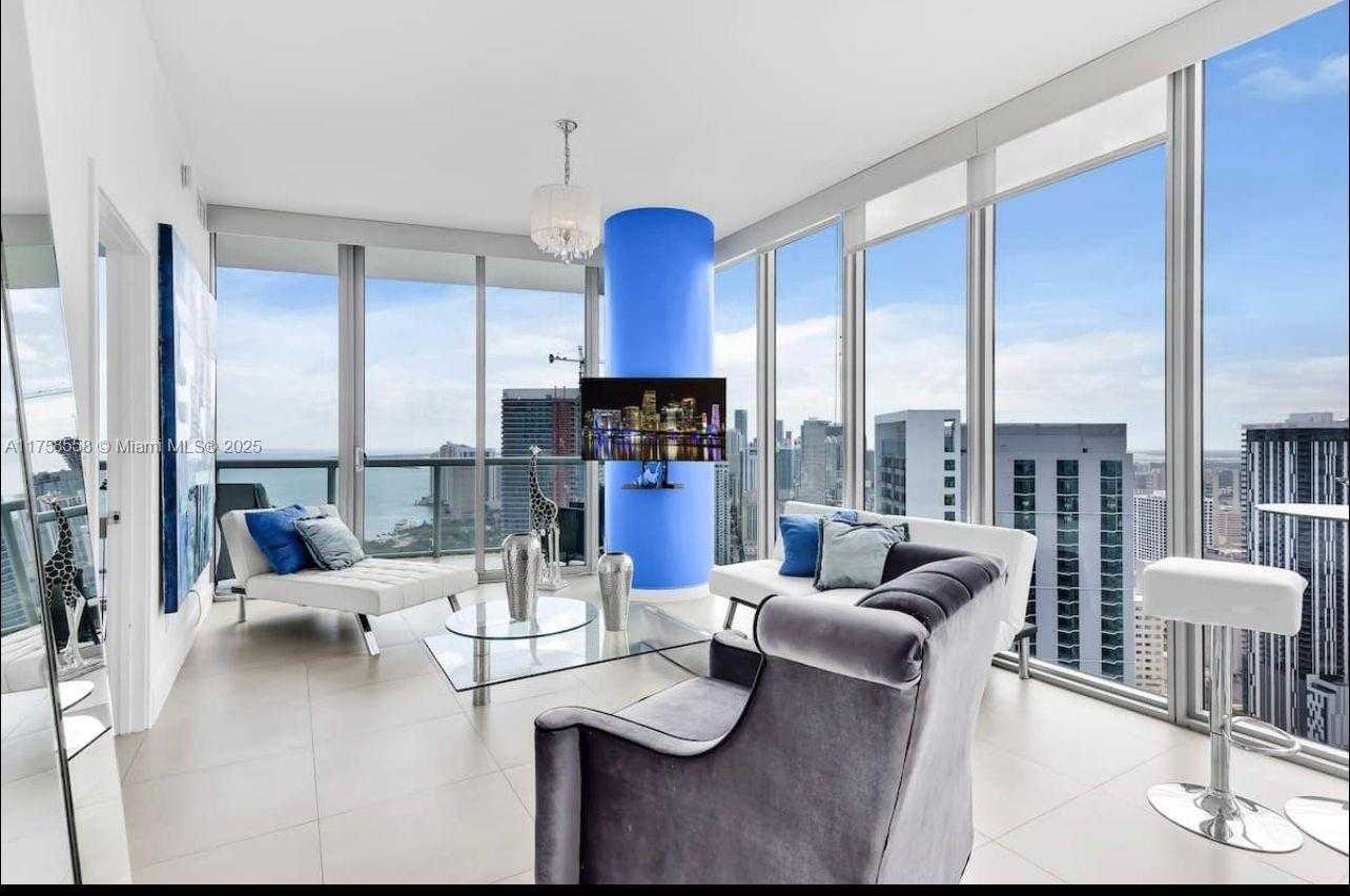 Small Image of 888 BISCAYNE BLVD #4701, Miami Number 9