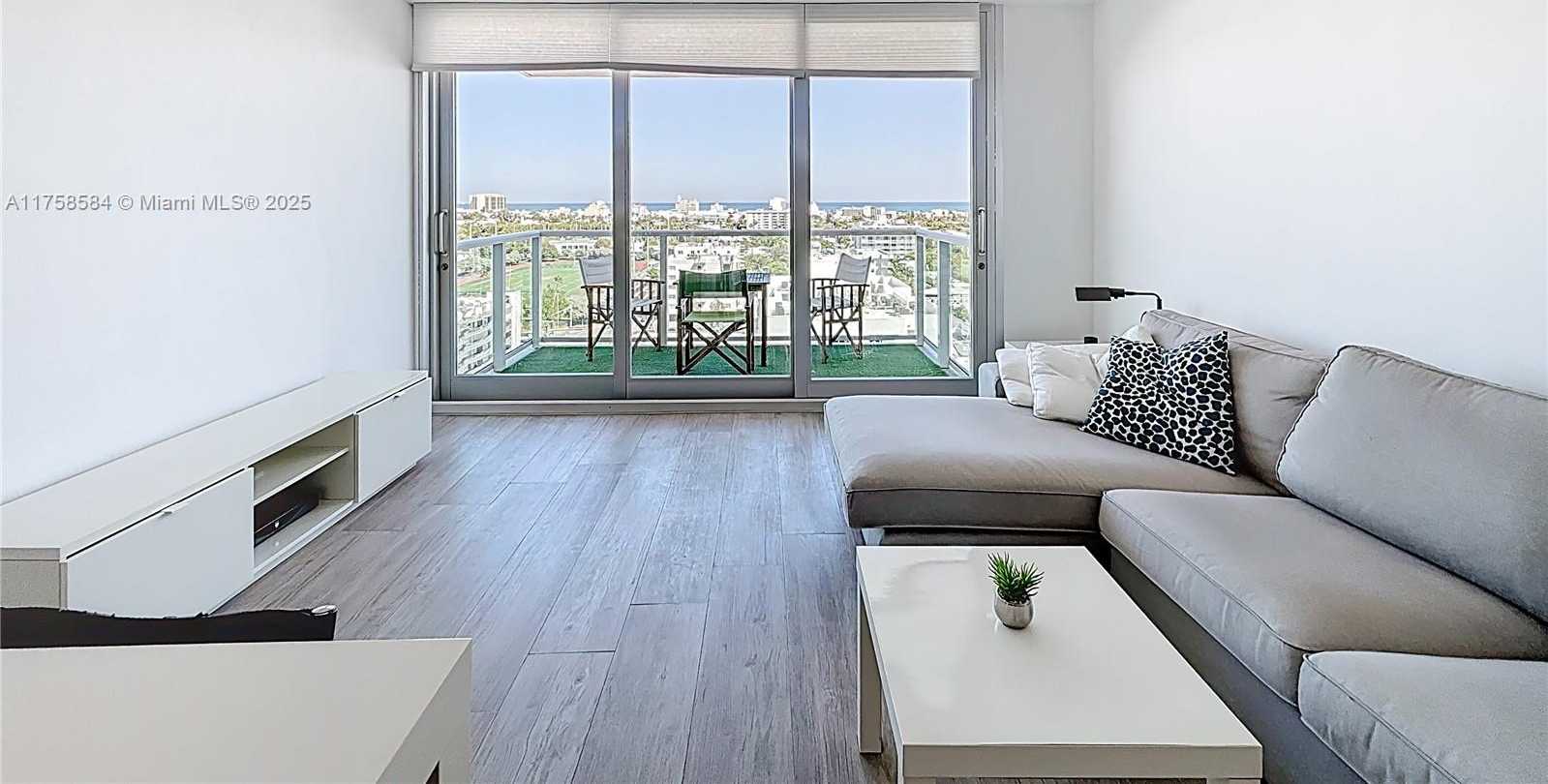 Small Image of 1000 WEST AVE #1409, Miami Beach Number 18