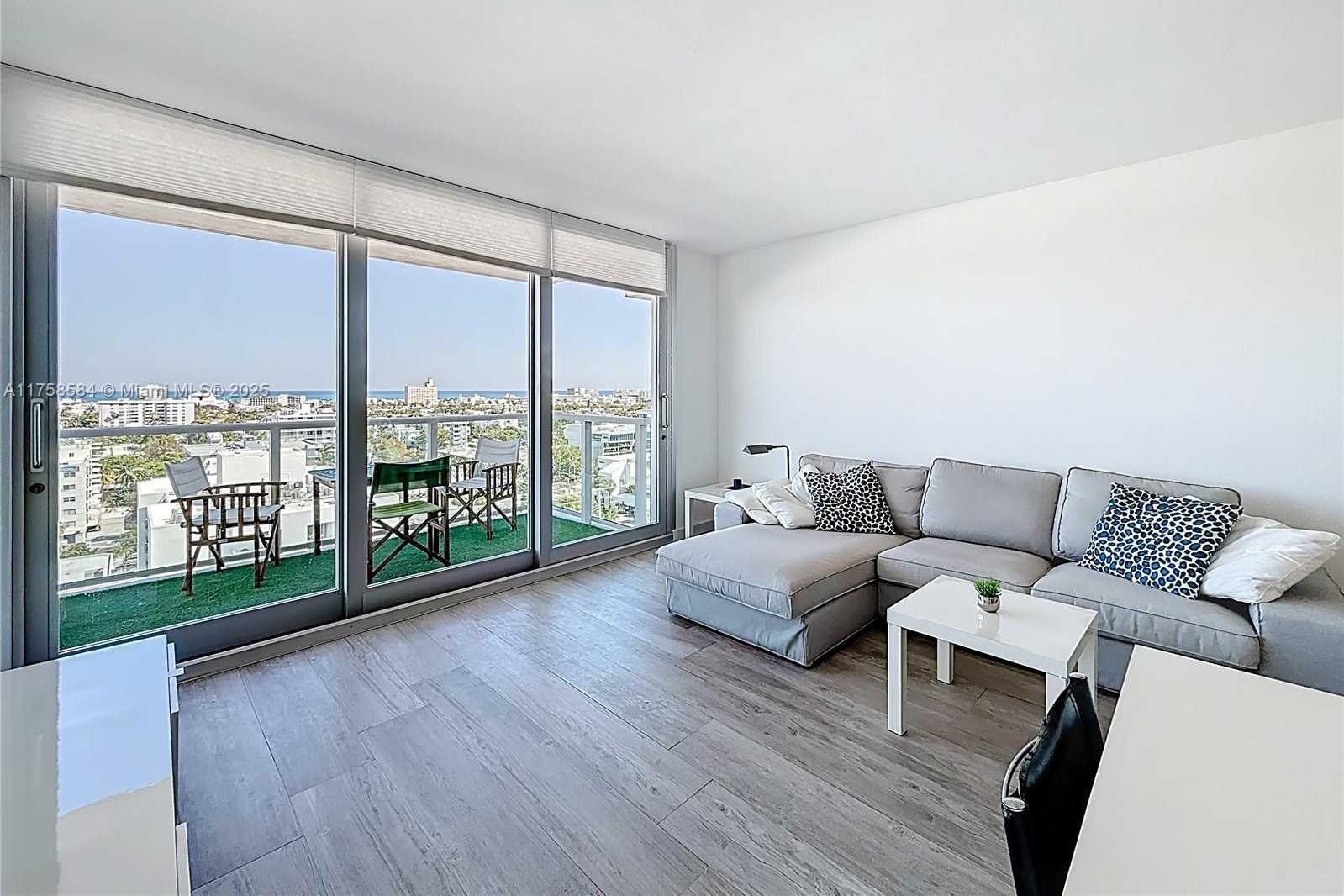 Small Image of 1000 WEST AVE #1409, Miami Beach Number 20