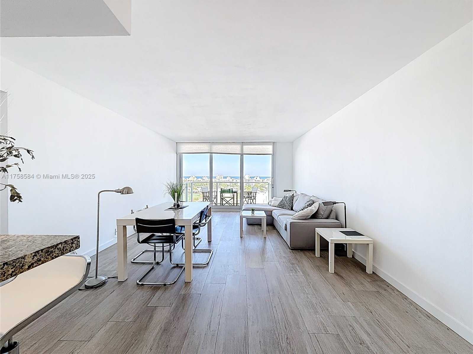 Small Image of 1000 WEST AVE #1409, Miami Beach Number 21