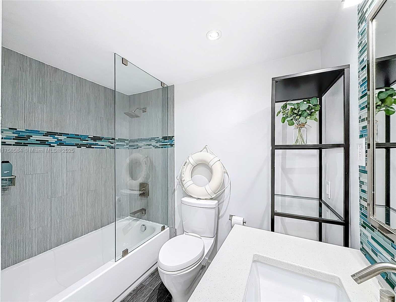 Small Image of 1000 WEST AVE #1409, Miami Beach Number 33
