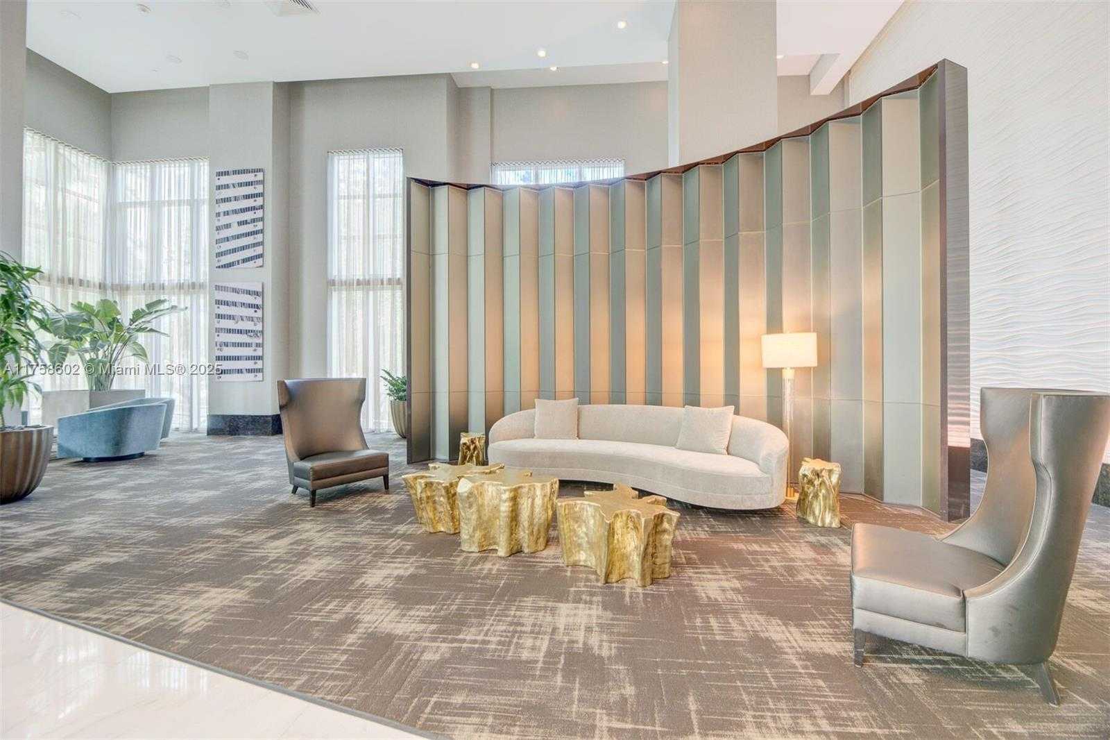 Small Image of 951 Brickell Ave, Miami, FL 33131, USA Number 13