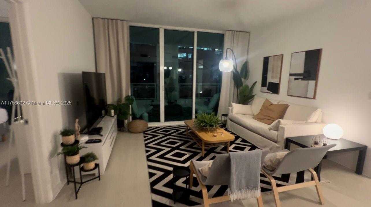 Small Image of 951 Brickell Ave, Miami, FL 33131, USA Number 27