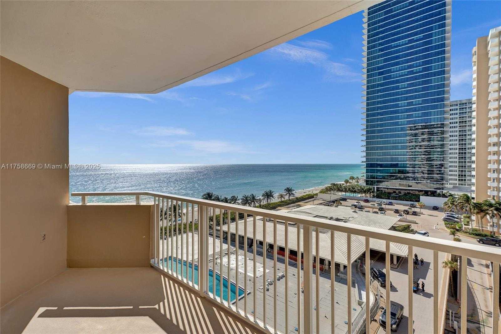 Small Image of 1950 SOUTH OCEAN DR #8J, Hallandale Beach Number 11
