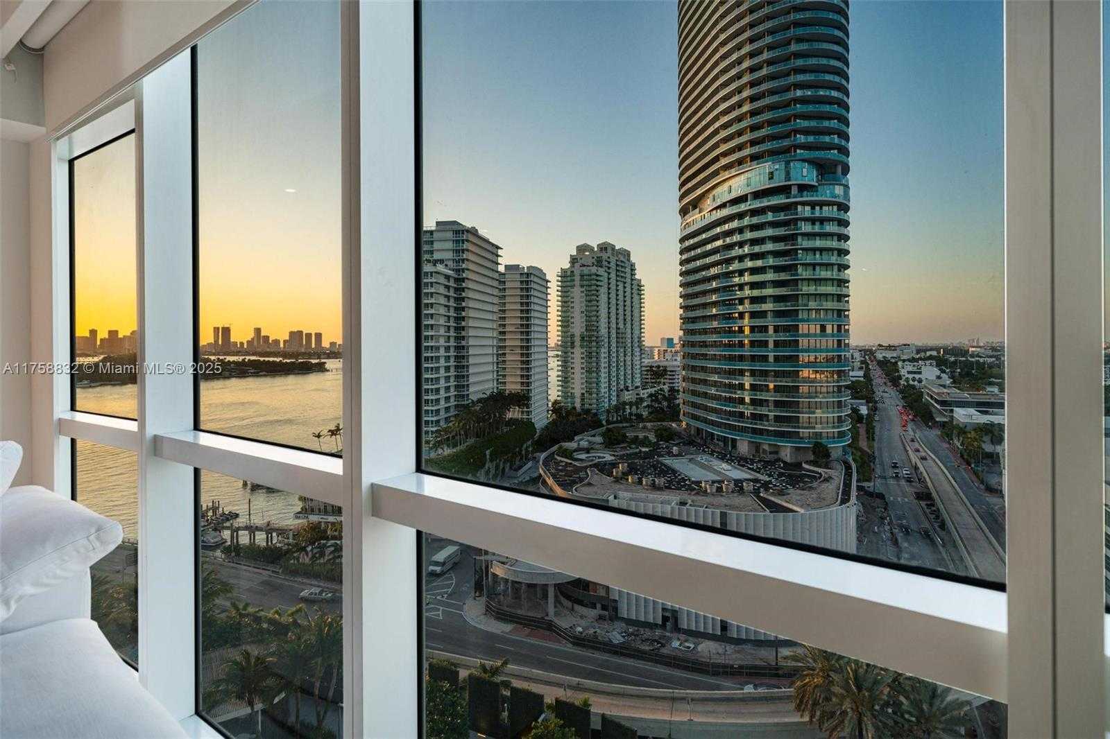 Small Image of 450 ALTON RD #1508, Miami Beach Number 7